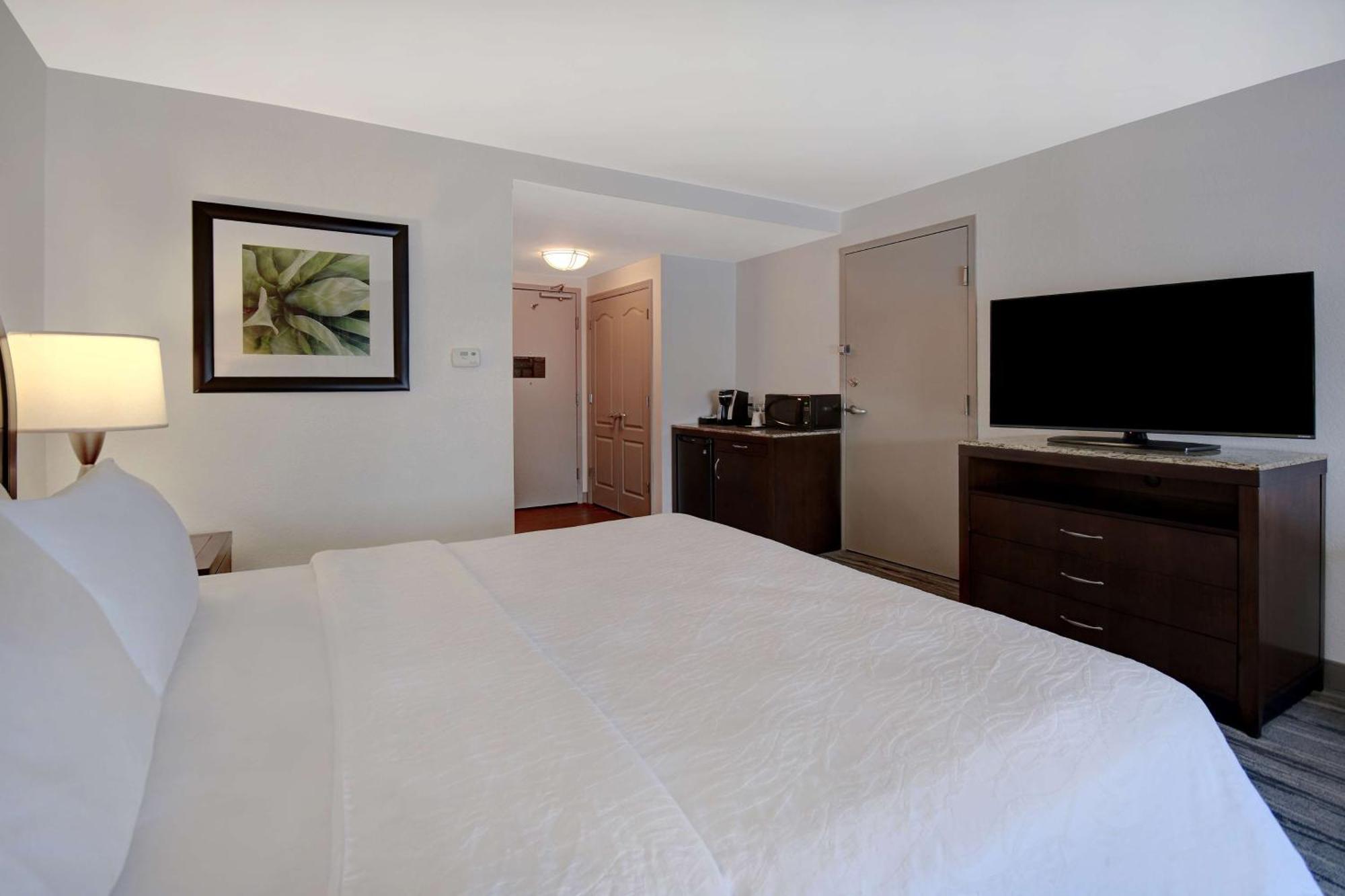 Hilton Garden Inn Fort Myers Exterior photo