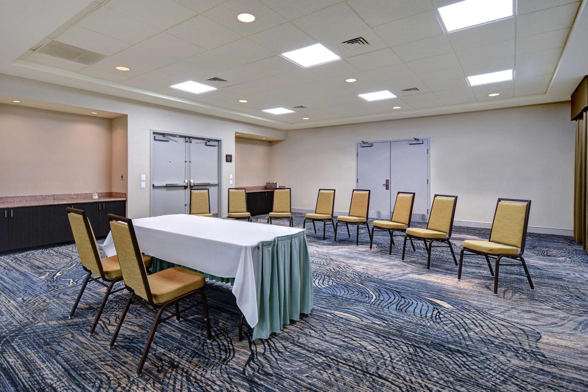 Hilton Garden Inn Fort Myers Exterior photo