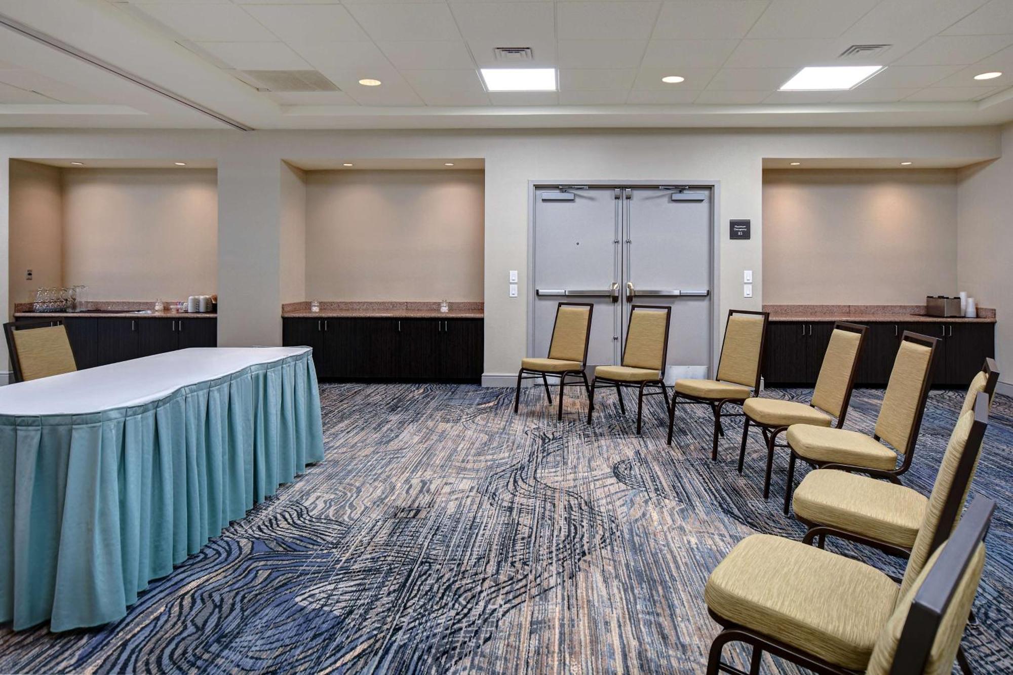 Hilton Garden Inn Fort Myers Exterior photo